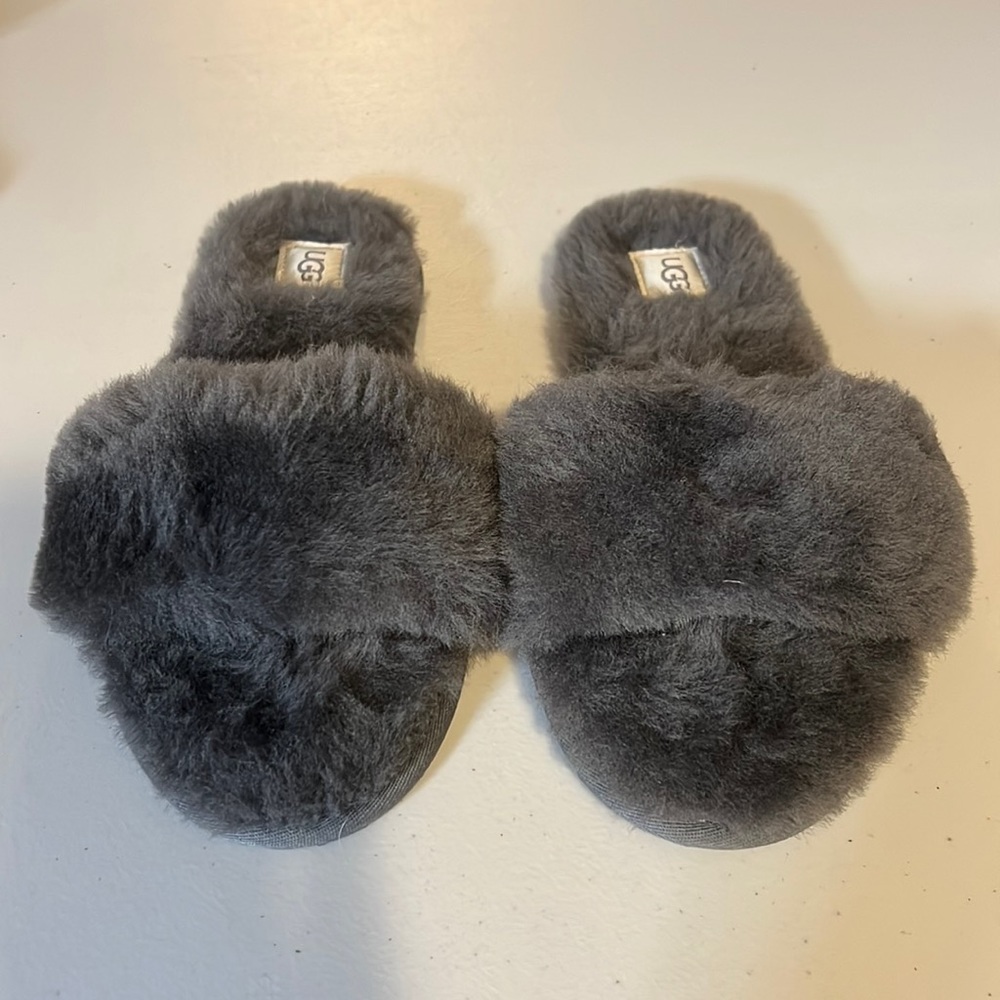 Ugg Fluff Genuine Sheep Fur Slipper in Grey